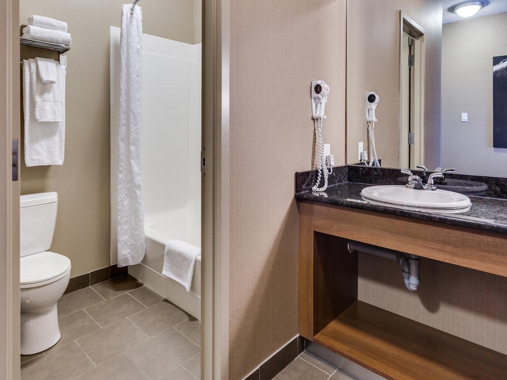 Heritage Inn Hotel & Convention Centre - Pincher Creek Εξωτερικό φωτογραφία