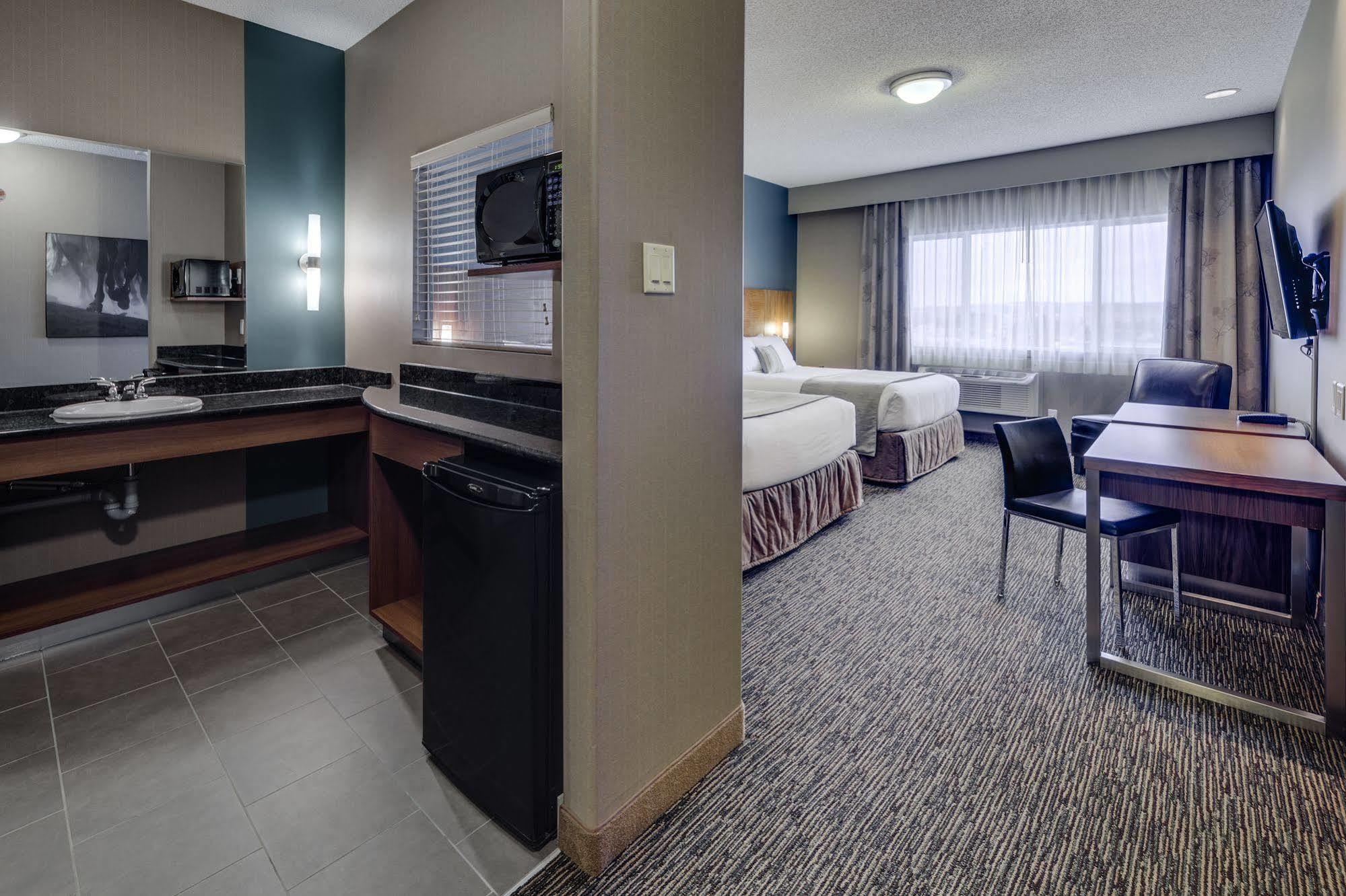 Heritage Inn Hotel & Convention Centre - Pincher Creek Εξωτερικό φωτογραφία