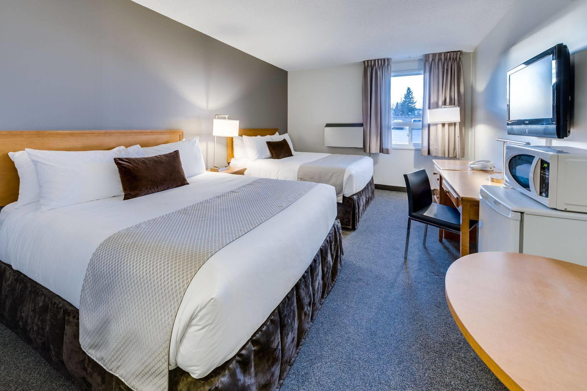 Heritage Inn Hotel & Convention Centre - Pincher Creek Εξωτερικό φωτογραφία