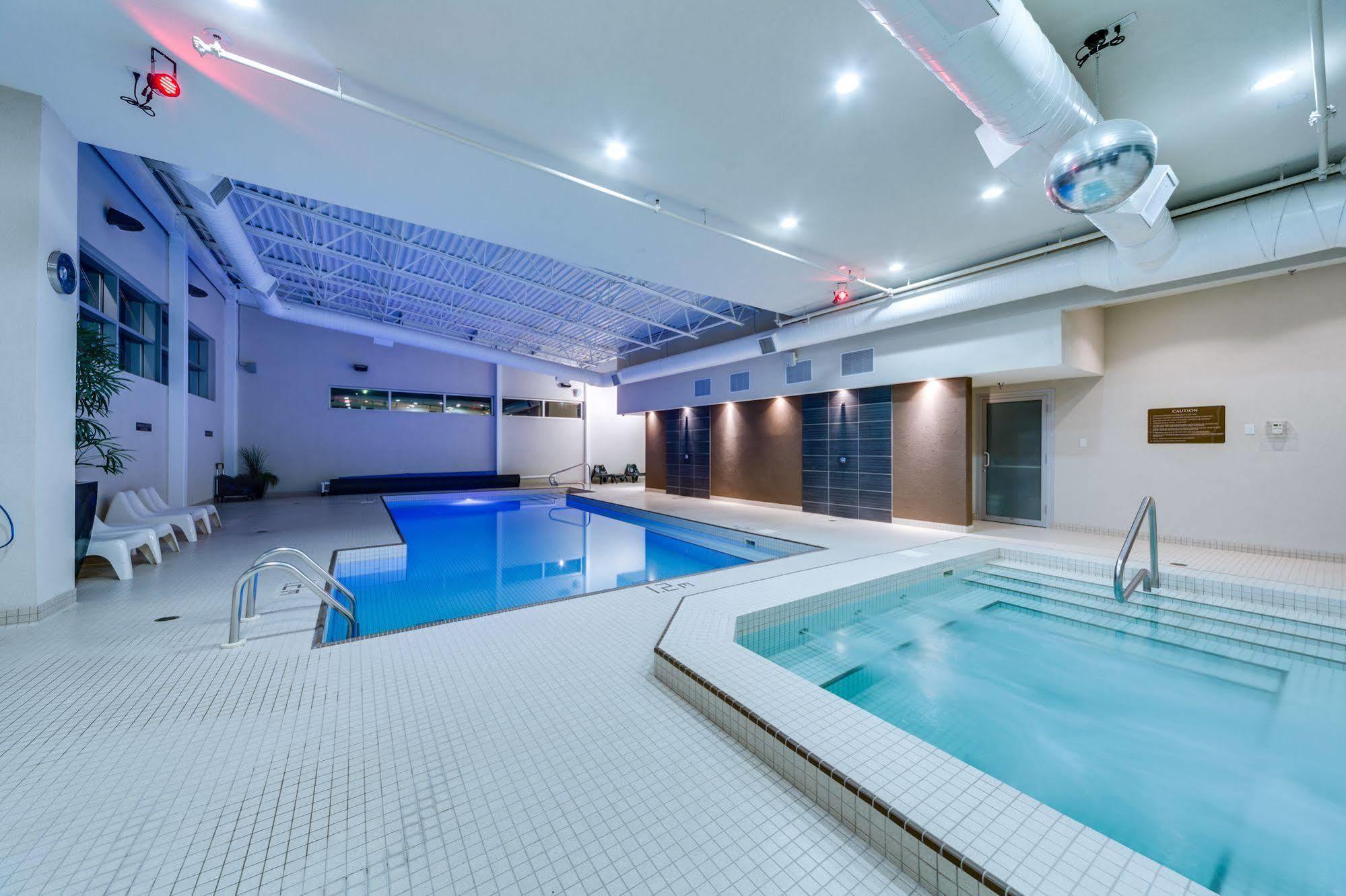 Heritage Inn Hotel & Convention Centre - Pincher Creek Εξωτερικό φωτογραφία