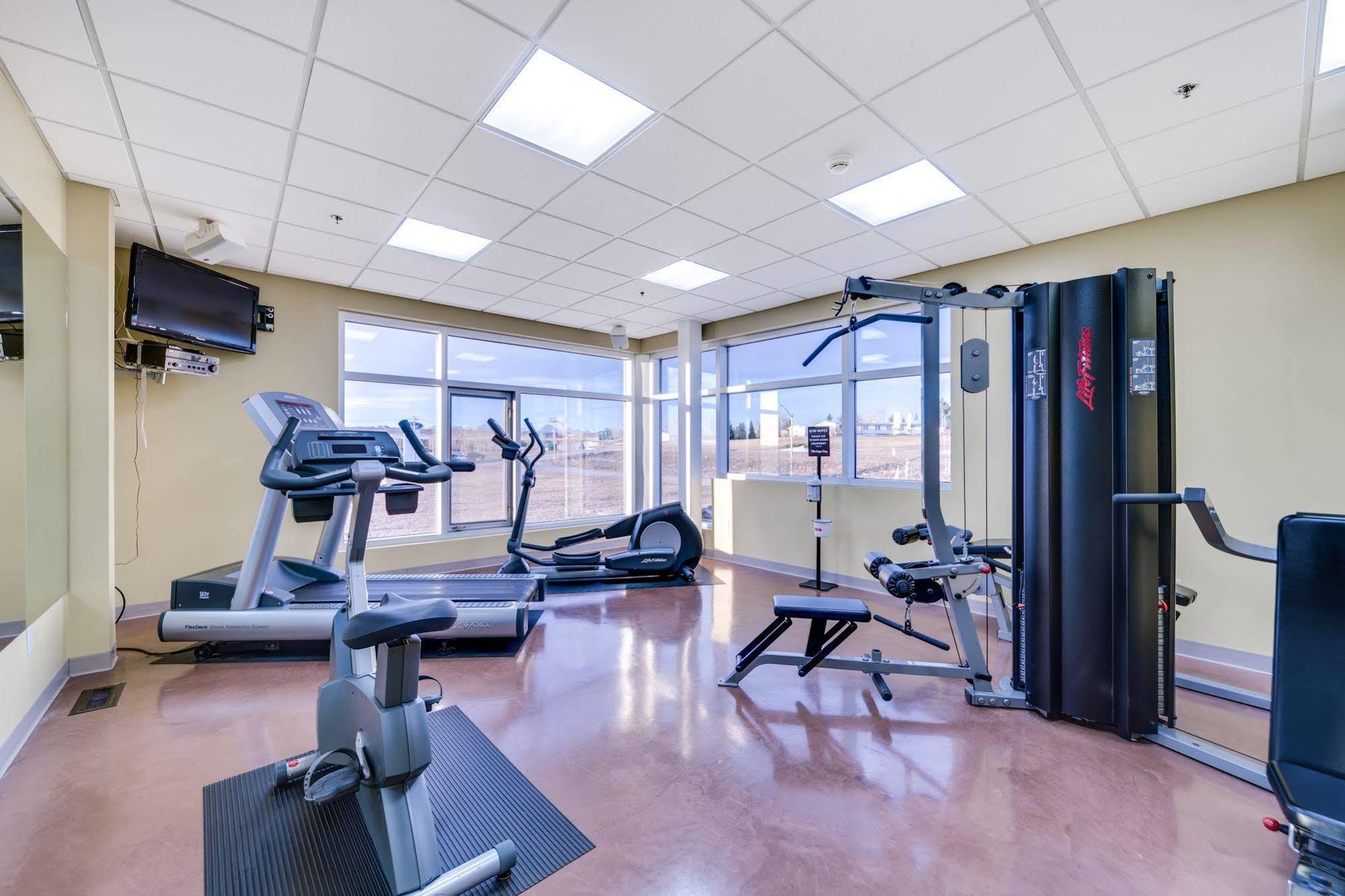 Heritage Inn Hotel & Convention Centre - Pincher Creek Εξωτερικό φωτογραφία